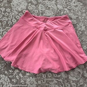 Pink v-front activewear skort